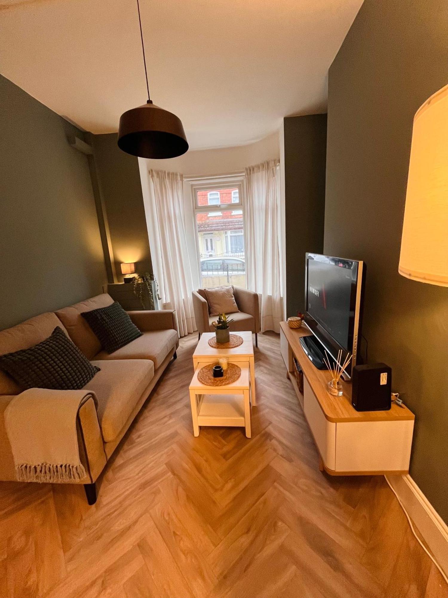 Kings Bridge Townhouse Apartment Belfast Exterior photo